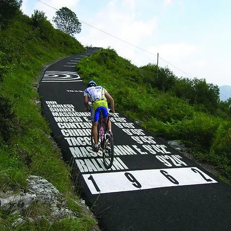 Ghisallo Penthouse Apartamento Bellagio