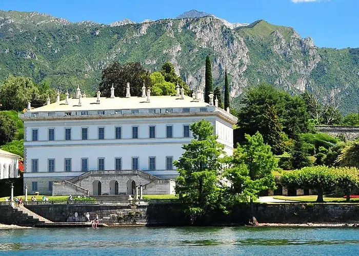 Ghisallo Penthouse Apartman *